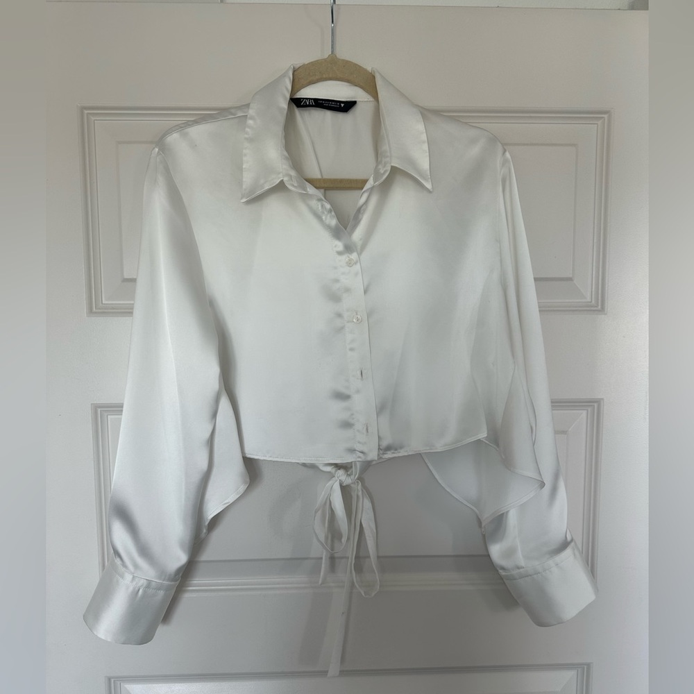 Zara Silk Crop Dress shirt with tie in the back!